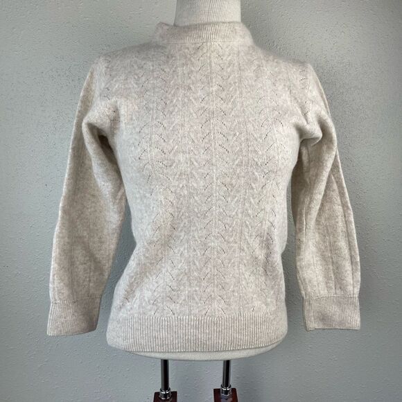 Colonial Concepts Lambswool Sweater Size M EUC - Picture 1 of 7